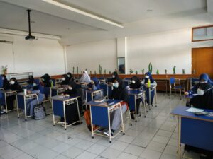 Billingual Class SMP Al Masoem