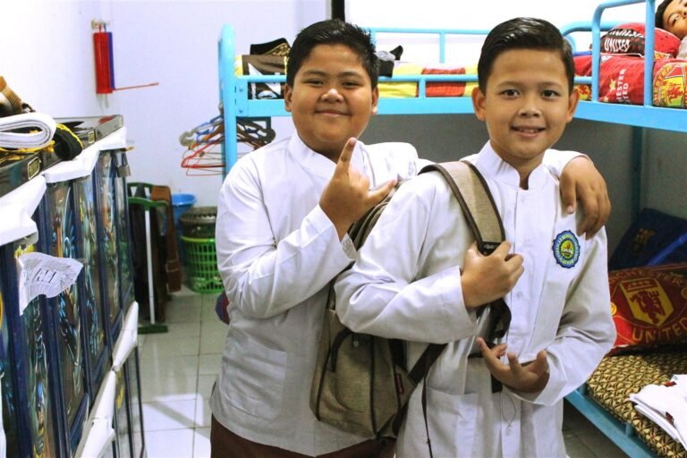 Saling Menghargai Antar Siswa di Lingkungan Sekolah
