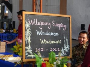 Wisuda SD Al Masoem (1)