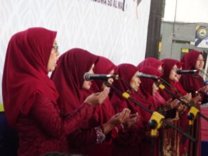 Wisuda SD Al Masoem (10)