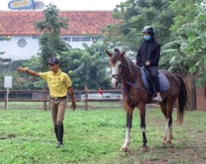 Fasilitas dan kegiatan siswa pesantren (117)