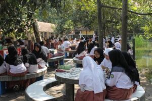 Jam istirahat siswa al ma'soem