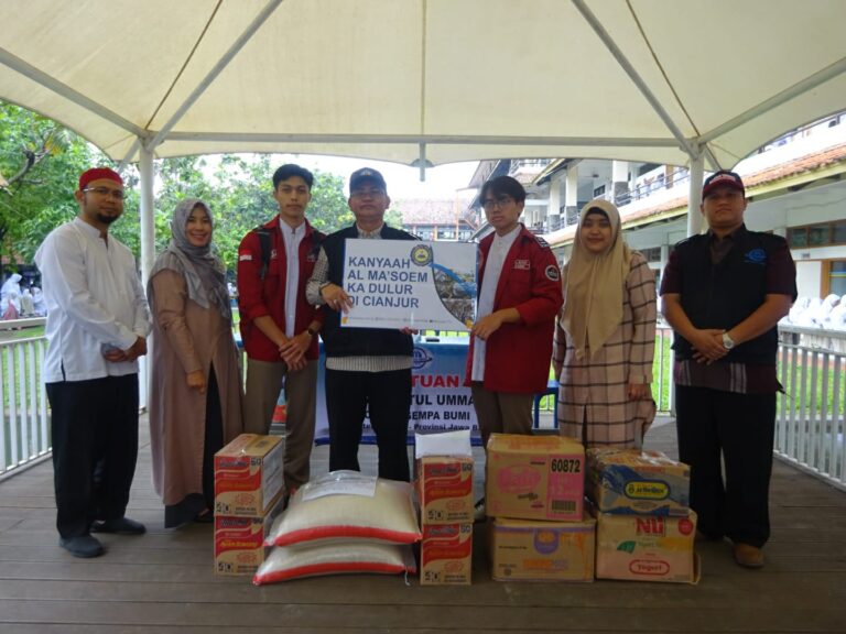 Serah Terima Donasi Bencana Gempa Cianjur Oleh Musa’adatul Ummah