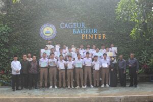 Prestasi siswa SMA (2) (Large)
