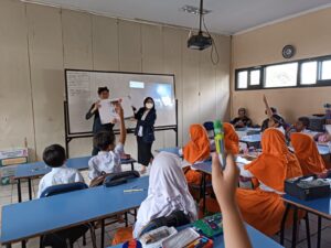 Penyuluhan Kebersihan Gigi Anak SD Al Ma'soem Oleh FKG UNPAD