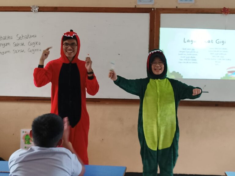 Penyuluhan Kebersihan Gigi Anak SD Al Ma'soem Oleh FKG UNPAD