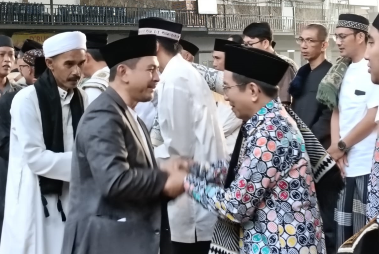 Mohon Maaf Lahir Dan Batin