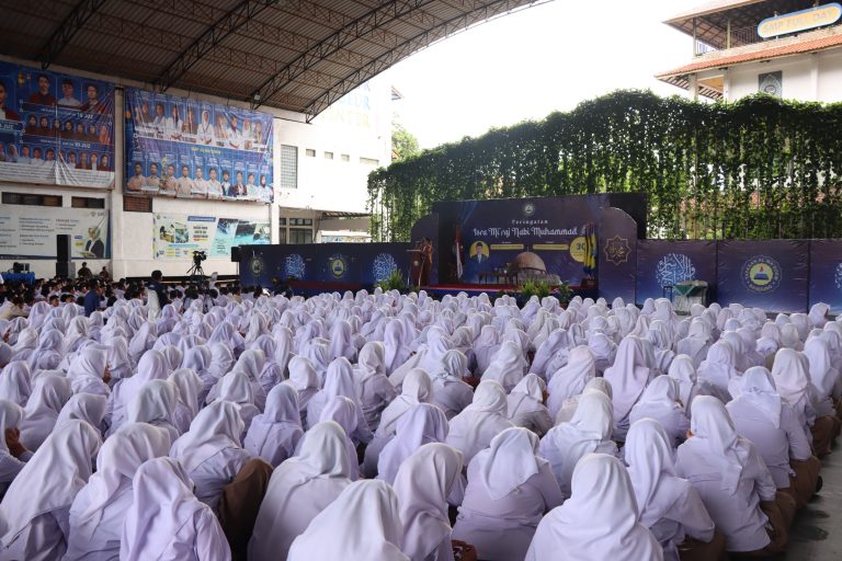 Isra Miraj Al Masoem