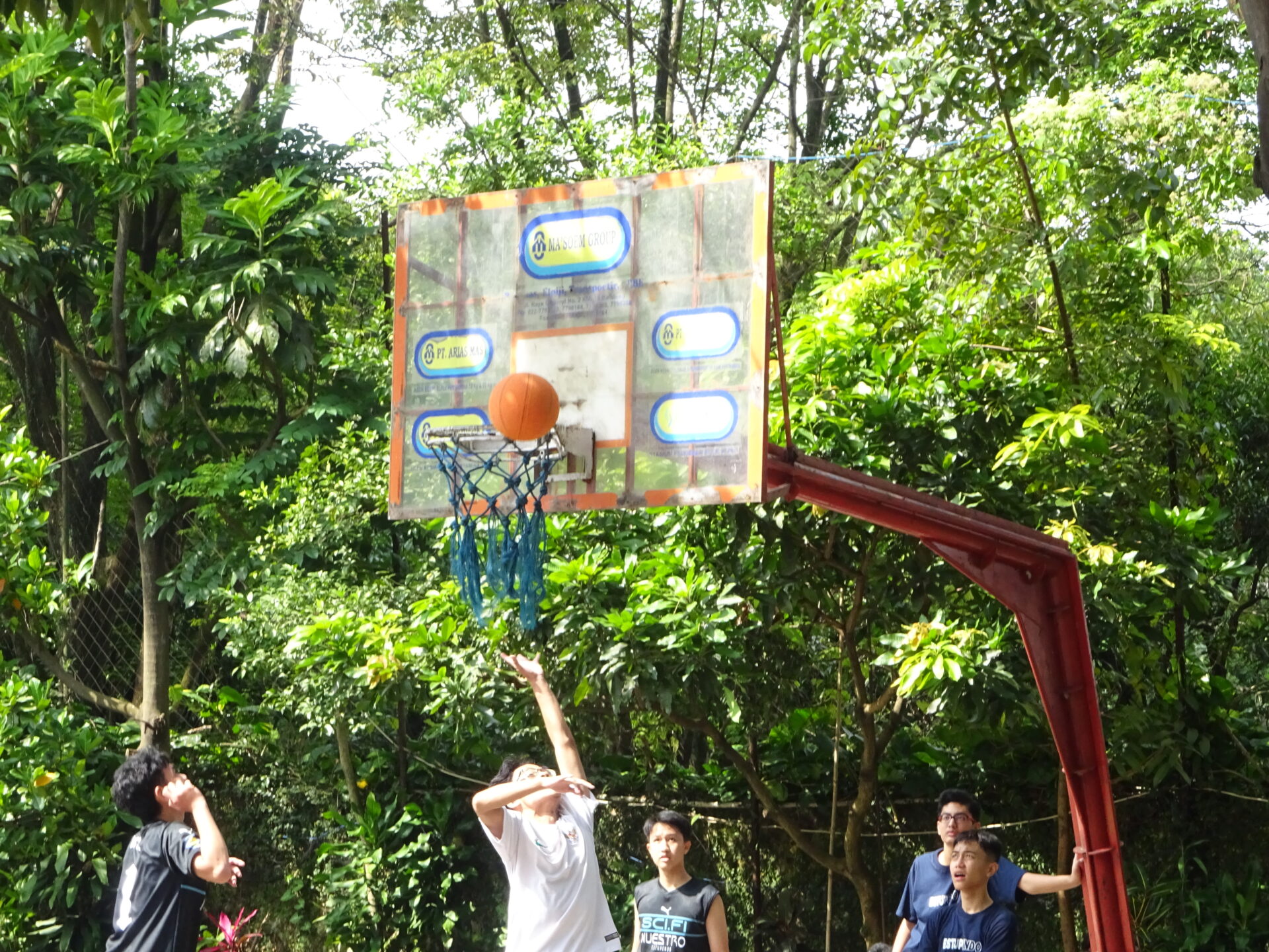 Grid 5 Basket