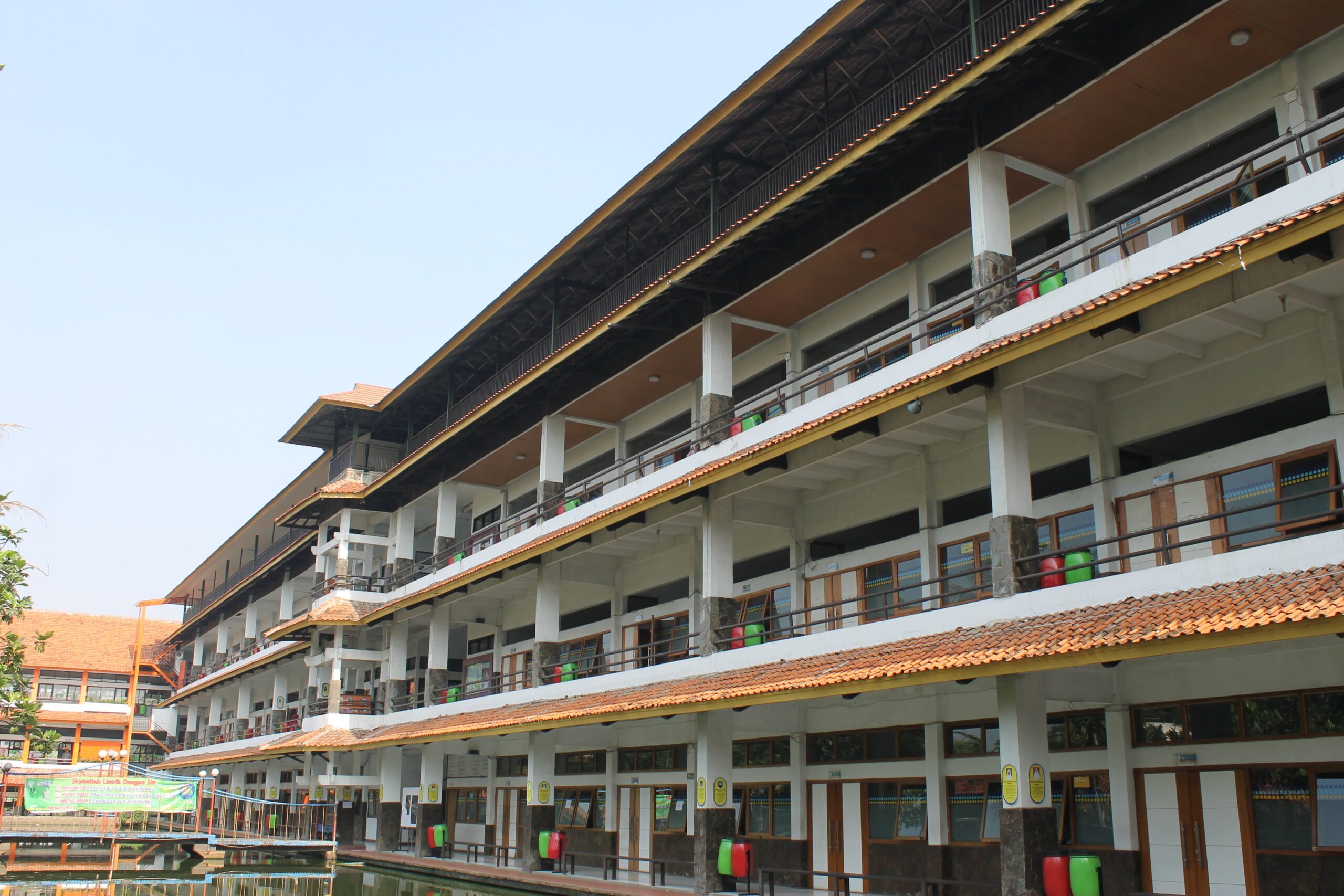 Gedung smp