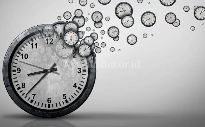 Images (32)